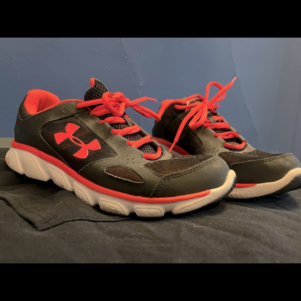 Under Armour womens sneakers